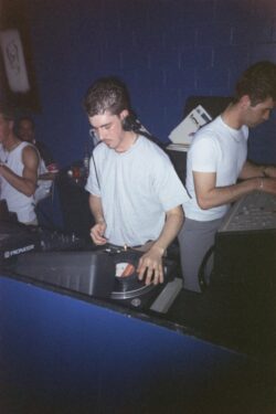 Hill House mit Pat Nightingale | Blue Box Niederurnen (GL) > Montag 31.07.2000 Hill House mit Pat Nightingale | Blue Box Niederurnen (GL) > Montag 31.07.2000