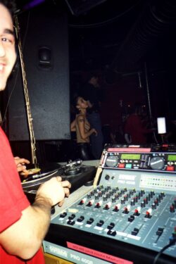 The Cage mit Dj Pat Nightingale | Supermarket (ZH) by Pornoking > Samstag 03.11.2001