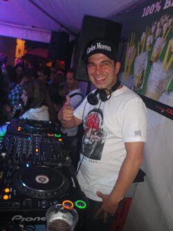 Albani Fest mit DJ Pat Nightingale | Kafisatz Winterthur (ZH) > Samstag 28.06.2014 Albani Fest mit DJ Pat Nightingale | Kafisatz Winterthur (ZH) > Samstag 28.06.2014