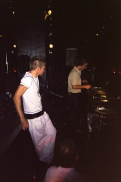 Late Night Session mit Dj Pat Nightingale | Scarlett Winterthur (ZH) > Samstag 13.10.2001