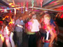Boot Party mit DJ Pat Nightingale | Zürichsee > Freitag 01.08.2003