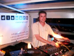 Sunset Boat mit Pat Nightingale | Zürichsee > Samstag 10.07.2004