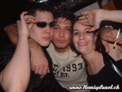 4 Akt meets 2 Akt | 2 Akt (ZH) > Freitag 04.04.2003 4 Akt meets 2 Akt | 2 Akt (ZH) > Freitag 04.04.2003