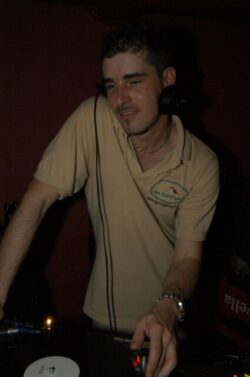 7 YEAR`S 4 AKT mit Pat Nightingale | 4 Akt (ZH) > Freitag 07.05.2004 7 YEAR`S 4 AKT mit Pat Nightingale | 4 Akt (ZH) > Freitag 07.05.2004