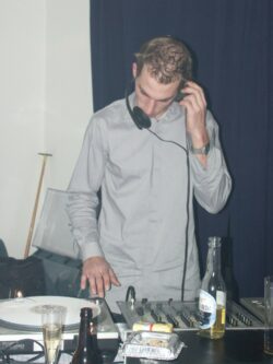 3. Neujahrsparty mit Pat Nightingale | Fabrik Aathal (ZH) > Montag 31.12.2001