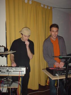 3. Neujahrsparty mit Pat Nightingale | Fabrik Aathal (ZH) > Montag 31.12.2001