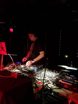 Thirtylicious mit DJ Pat Nightingale | Salzhaus Winterthur (ZH) > Freitag 23.02.2018 | Thirtylicious (Tanzen ab 30) Thirtylicious mit DJ Pat Nightingale | Salzhaus Winterthur (ZH) > Freitag 23.02.2018 | Thirtylicious (Tanzen ab 30)