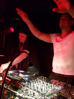 Thirtylicious mit DJ Pat Nightingale | Salzhaus Winterthur (ZH) > Freitag 23.02.2018 | Thirtylicious (Tanzen ab 30) Thirtylicious mit DJ Pat Nightingale | Salzhaus Winterthur (ZH) > Freitag 23.02.2018 | Thirtylicious (Tanzen ab 30)